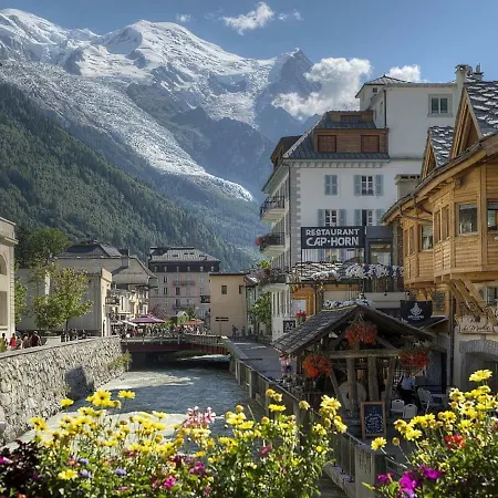Peaceful With Terrace In Chamonix-mont-blanc Apartament Chamonix