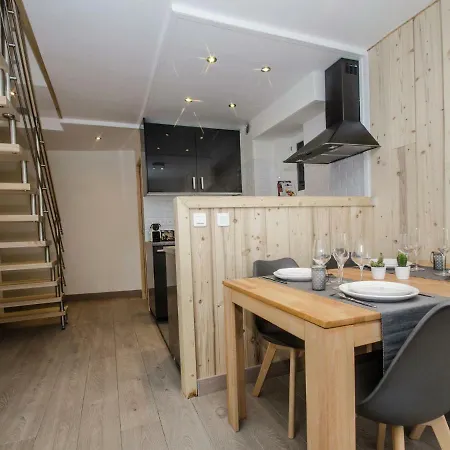 Peaceful With Terrace In Chamonix-mont-blanc Apartament *